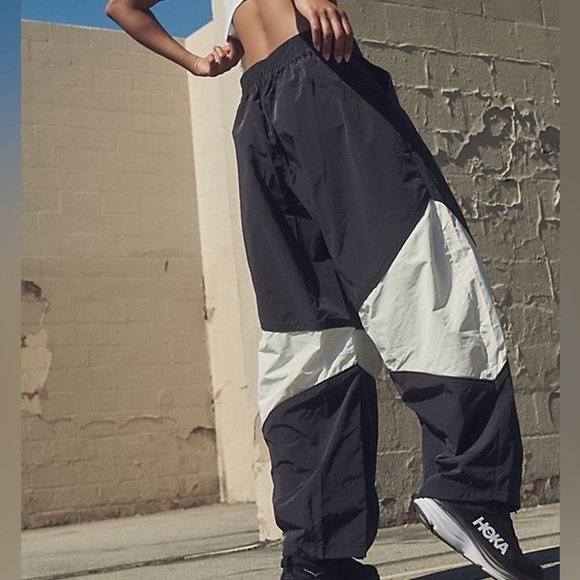 NWT Free People Movement Hi Five Baggy Pants XS - Picture 4 of 15